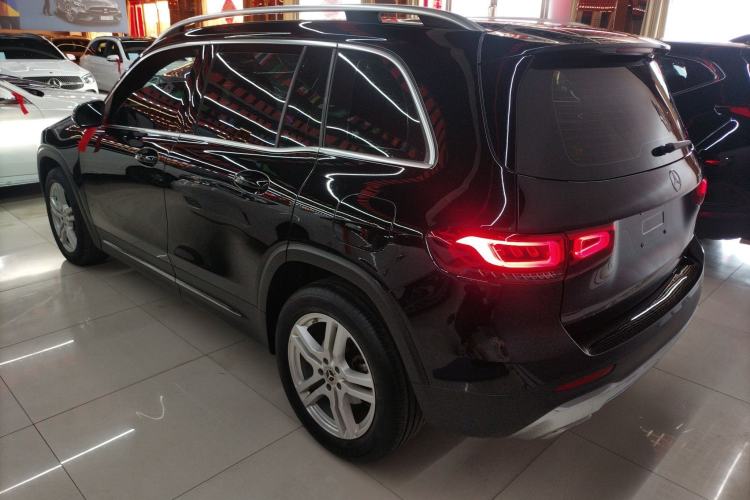 Used Mercedes-Benz GLB 2023 Refreshed GLB 200 Dynamic Edition Rear Left 45 Deg