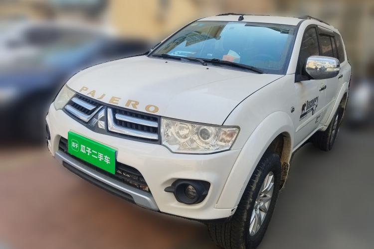 Used Mitsubishi Pajero Sport 2013 3.0L Automatic 4x4 Executive Edition