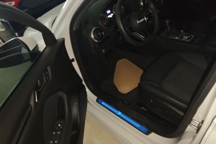 Used Audi A3 2020 Limousine 35 TFSI Fashion Edition China VI Emission Standard Driver Seat