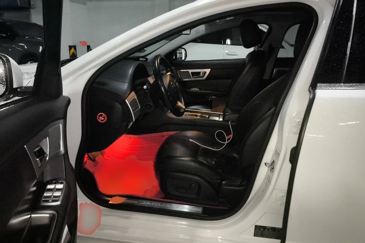 Used Jaguar XF 2014 XF 3.0 SC Elegance Edition Left Front Seat