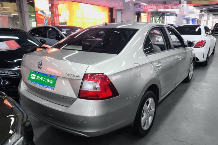 Used Skoda Rapid 2013 1.6L Automatic Smart Selection Model
