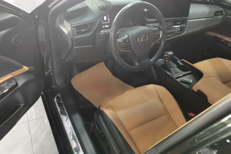 Used Lexus ES 2022 200 Excellence Edition