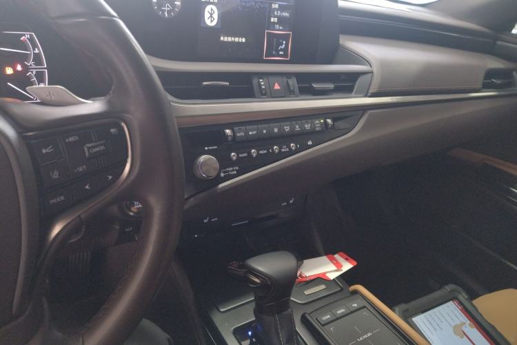 Used Lexus ES 2020 200 Excellence Edition