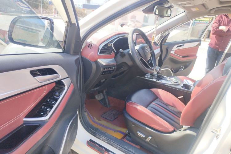 Used Soueast DX7 2018 Prime 1.8T DCT Flagship Model China V Standard Driver Seat