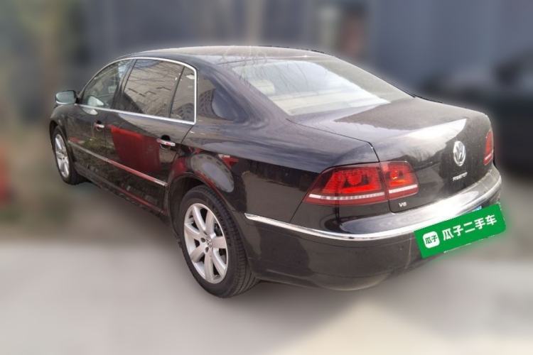 Used Volkswagen Phaeton 2014 3.0L Executive Model Rear Left 45 Deg