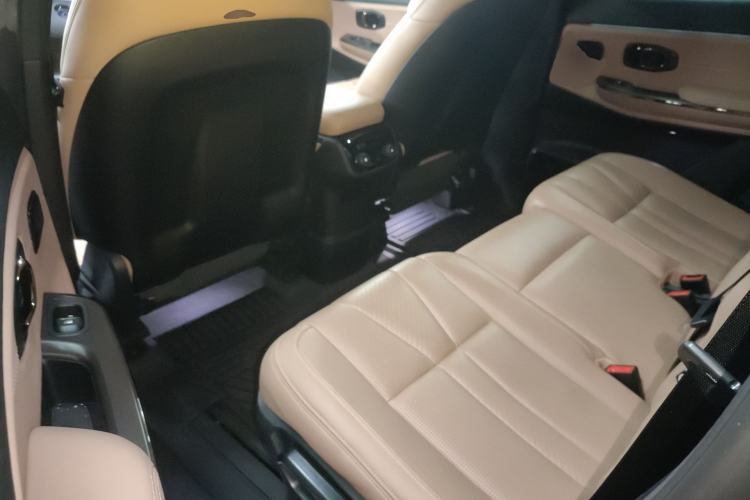 Used Nio ES8 2020 415 km Range 7-Seater Version Left Rear Seat