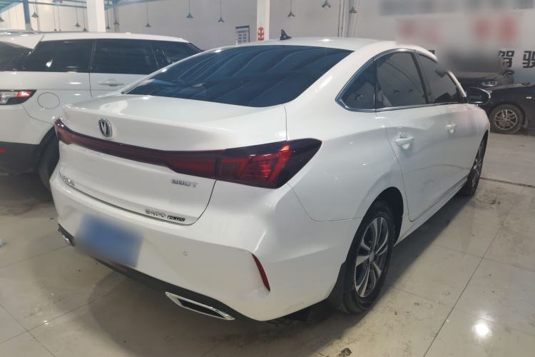 Used CHANGAN Eado 2024 PLUS Blue Whale NE 1.4T GDI DCT High-Energy Edition
