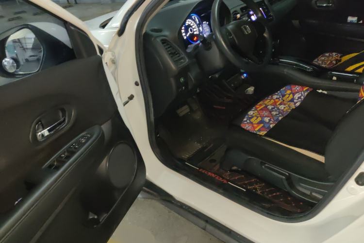 Used Honda Vezel 2015 1.5L CVT two-wheel drive Comfort trim
