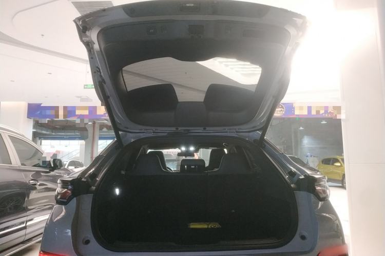 Used CHANGAN UNI-T 2022 1.5T Flagship Edition Trunk