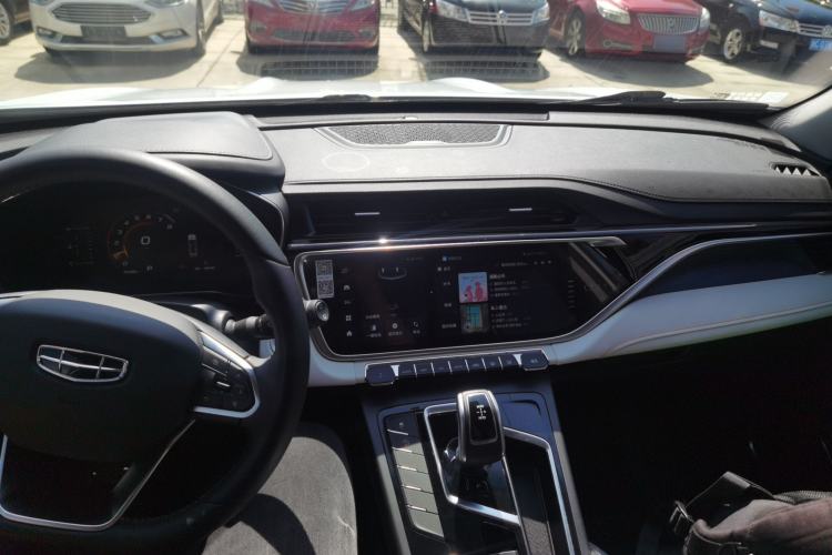 Used Geely Auto Emgrand X7 Sport 2022 Boyue X 1.8TD DCT Smart Model Center Console