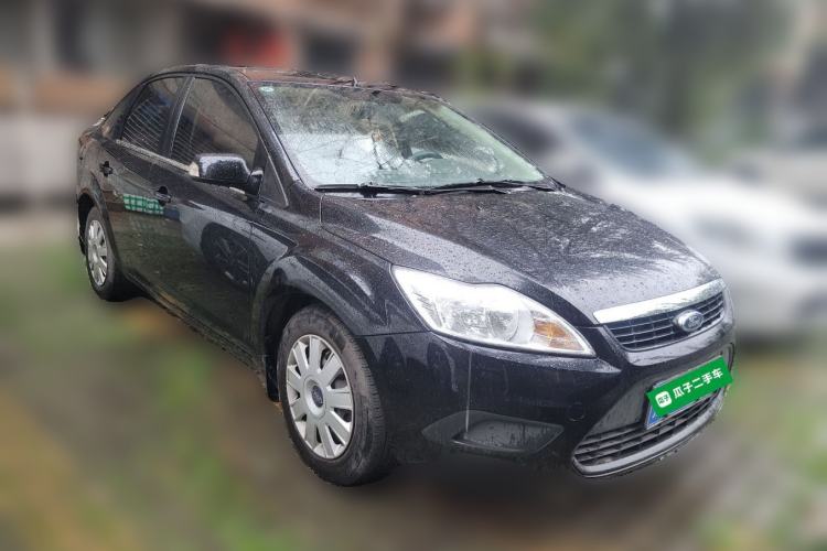 Used Ford Focus 2009 Sedan 1.8L Manual Comfort Model Front Right 45 Deg