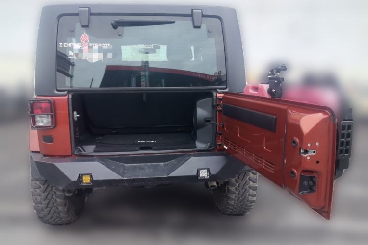 Used Jeep Wrangler 2013 3.6L Sahara two-door model
