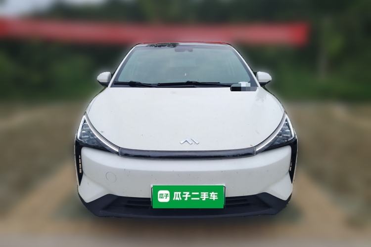 Used Morden Modern in 2022 610 km Fashion Edition