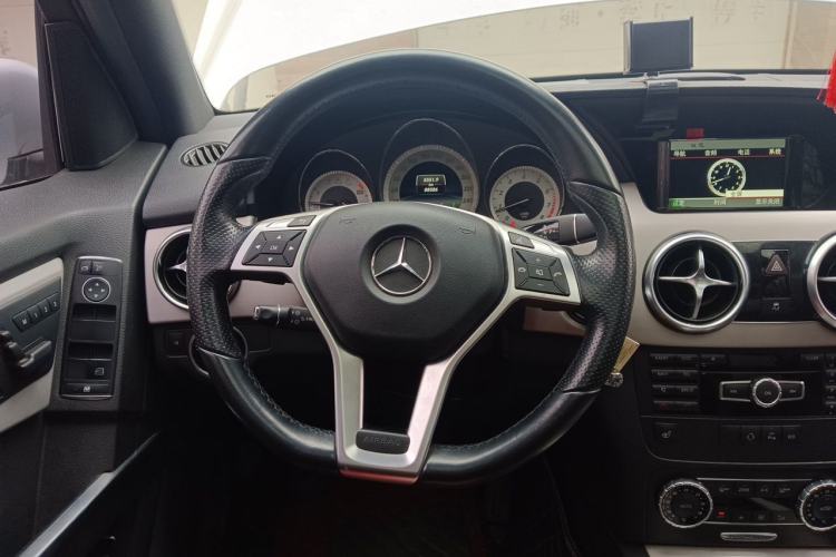 Used Mercedes-Benz GLK-Class 2015 GLK 260 4MATIC Fashion Edition Ultimate Version