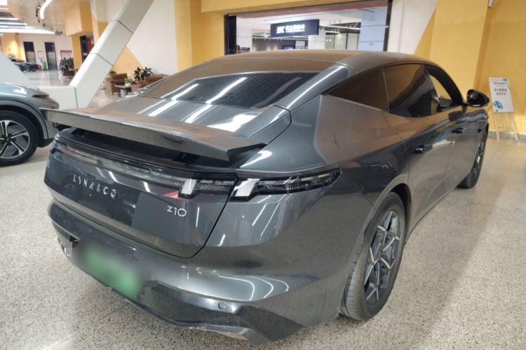 Used Lynk & Co Z10 2025 95 kWh 766 km Range Rear-Wheel Drive Max