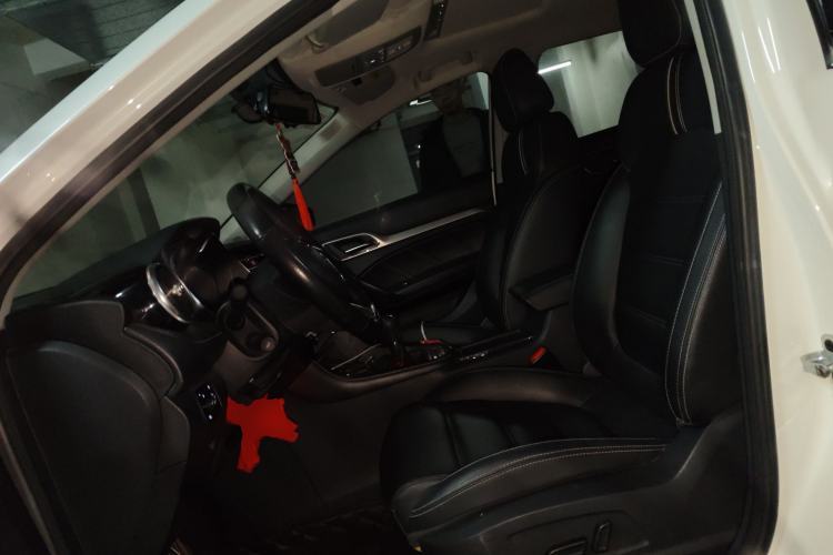 Used MG 6 2017 20T Manual Luxury Smart Connect Version China V Standard
