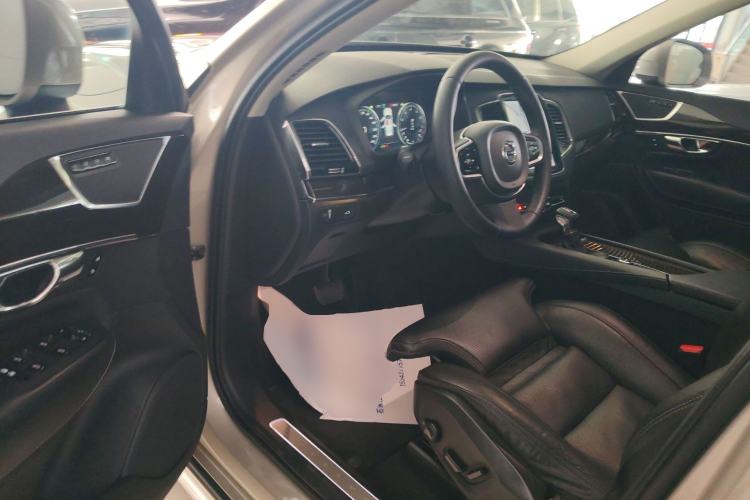 Used Volvo XC90 2015 T6 Luxury Edition 5-seater Driver Seat