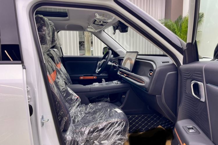 Used BAIC Off-Road BJ30 2026 Model Traveler 1.5T Hybrid Advanced Version