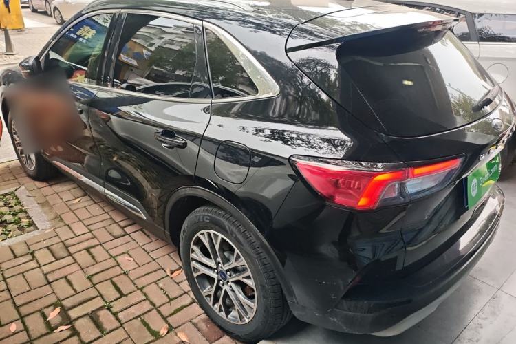 Used Ford Escape 2020 EcoBoost 245 Two-Wheel-Drive Titanium Edition