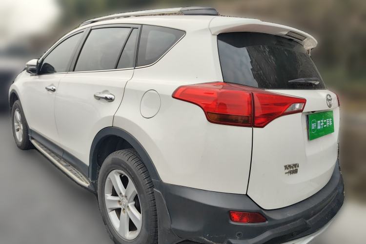 Used Toyota RAV4 2013 2.0L CVT Four-Wheel Drive New Edition