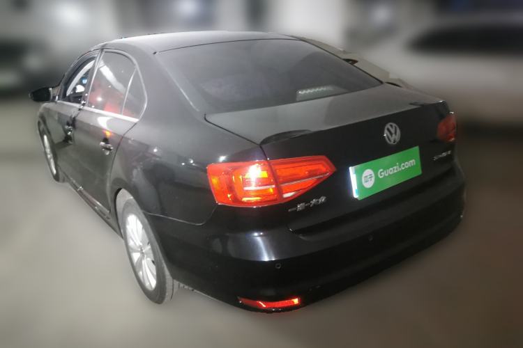 Used Volkswagen Sagitar 2015 1.6L Automatic Comfort Model Rear Left 45 Deg