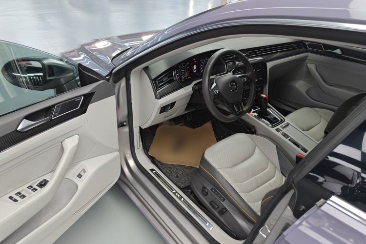 Used Volkswagen FAW-Volkswagen CC 2019 380TSI Yeyan Edition China VI Standard Driver Seat