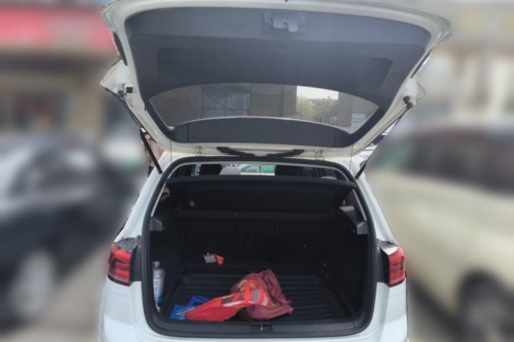 Used Volkswagen Golf Sportsvan 2016 230TSI Automatic Trend Edition Trunk