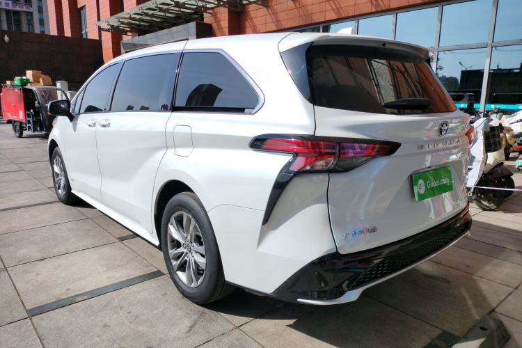Used Toyota SIENNA 2024 2.5L Hybrid Comfort Edition Rear Left 45 Deg
