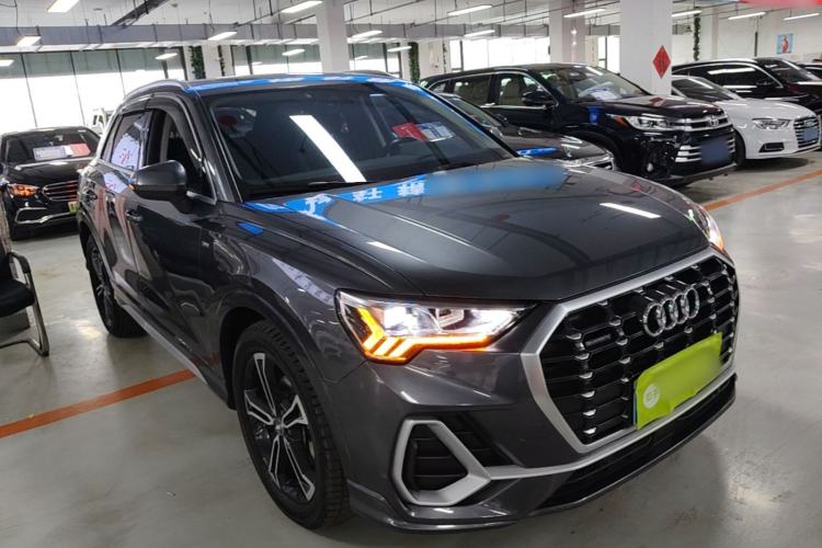 Used Audi Q3 2020 45 TFSI quattro Fashion Dynamic Model Front Right 45 Deg