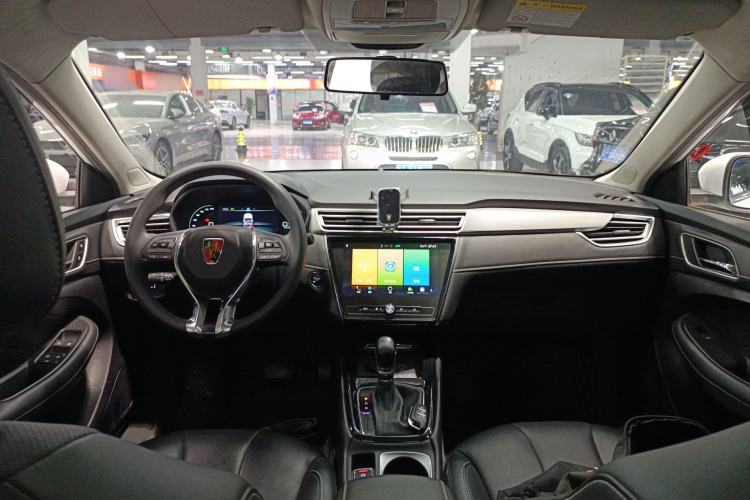 Used Roewe i5 2020 1.5L Automatic 4G Connect Luxury Flagship Edition
