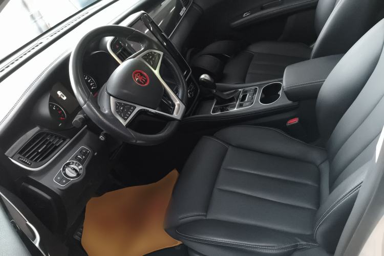 Used BYD Song MAX 2017 1.5T Automatic Smart Connect Elite 7-Seater
