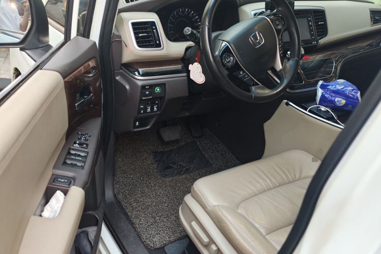 Used Honda Odyssey 2015 2.4L Prestige Edition
