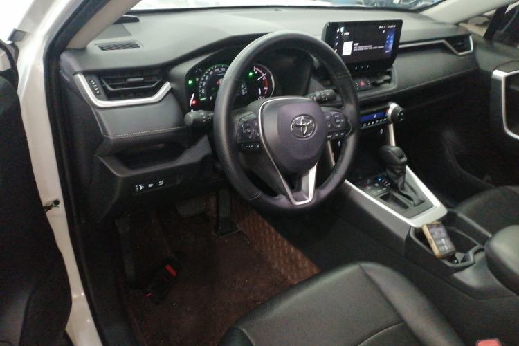 Used Toyota RAV4 2023 2.0L CVT Two-Wheel Drive Fashion Edition Steering Wheel