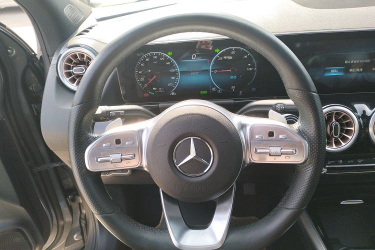 Used Mercedes-Benz EQA 2022 EQA 300 4MATIC Launch Edition
