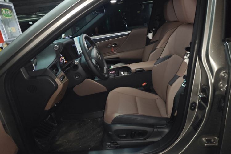 Used Lexus ES 2025 200 Premium Edition