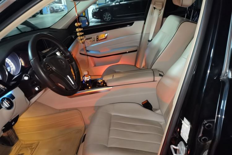 Used Mercedes-Benz E-Class 2015 E 260 L Sport & Fashion Model