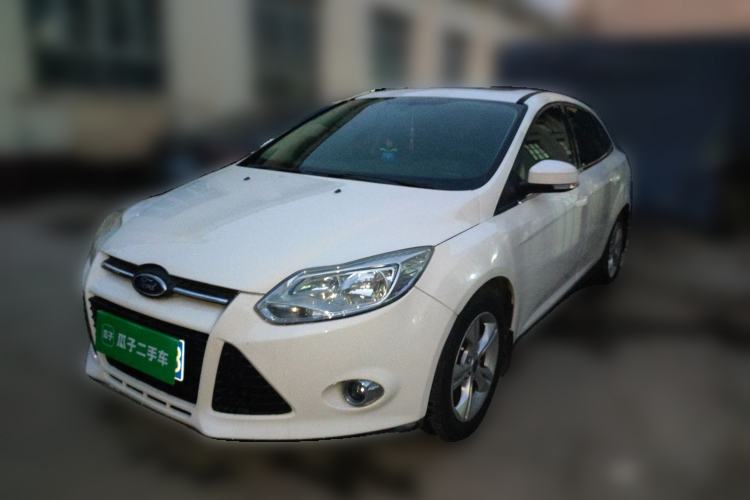 Used Ford Focus 2012 Sedan 1.6L Automatic Fashion Edition