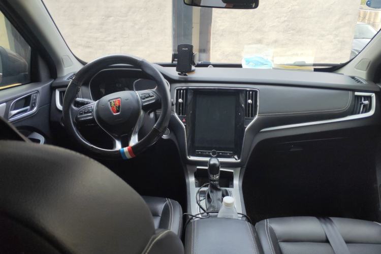 Used Roewe RX5 2019 20T Two-Wheel Drive Automatic 4G Connected Platinum Edition
