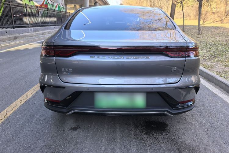 Used BYD Han 2022 DM-i 242km Flagship Model
