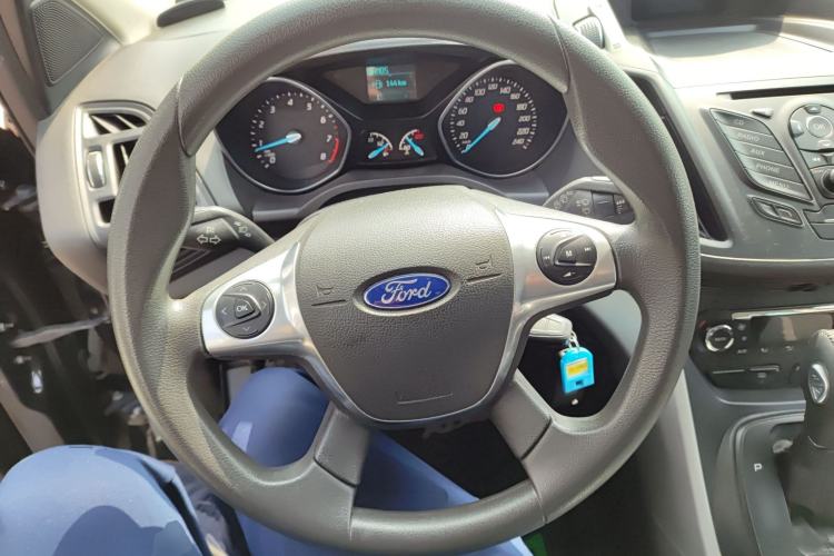 Used Ford Kuga 2015 1.5L GTDi Two-Wheel-Drive Comfort Model
