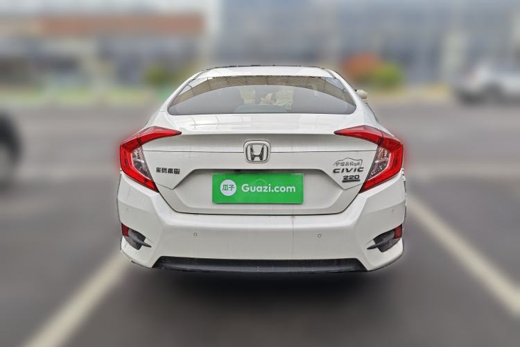 Used Honda Civic 2016 220TURBO CVT Luxury Edition
