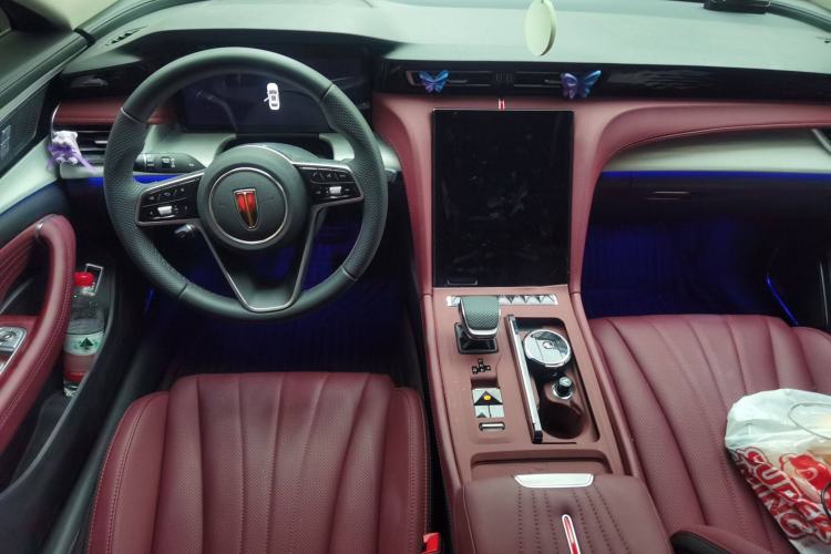 Used Hongqi H5 2024 2.0T Automatic Smart Connect Flagship Edition
