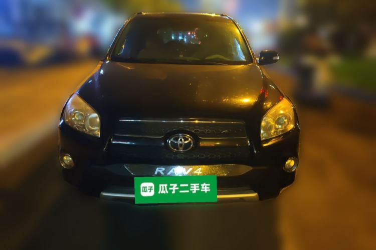 Used Toyota RAV4 2012 Luxurious Edition 2.0L Automatic All-Wheel Drive
