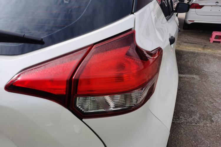 Used Nissan Kicks 2019 1.5L Manual Cool Edition