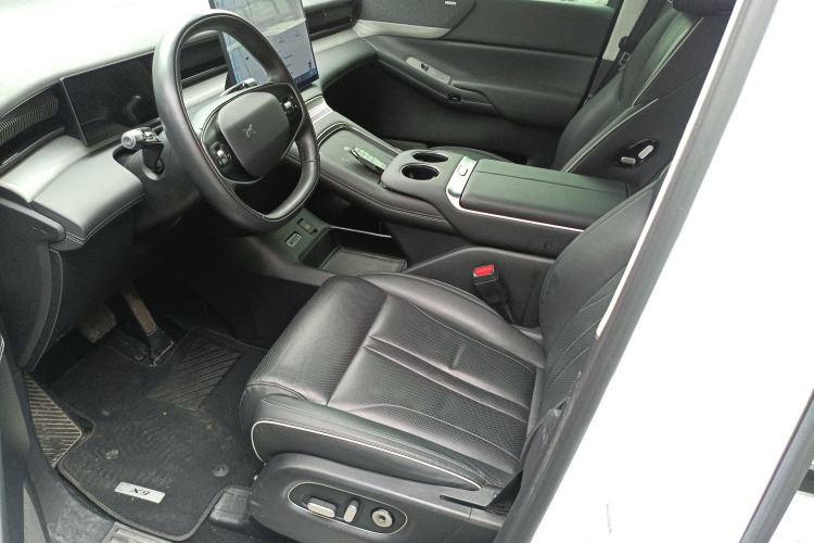 Used XPeng X9 2024 610 Long-Range Pro