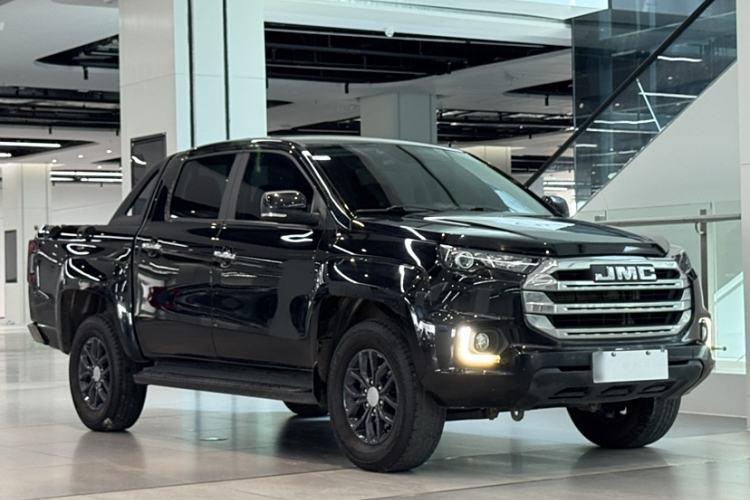 Used JMC Yuhu 7 2023 2.0T Automatic Diesel Two-Wheel Drive Comfort Version Standard Wheelbase
