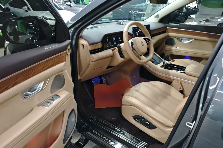 Used Hima AITO M7 2024 1.5T Intelligent Drive 4x4 Max Edition 6 Seats