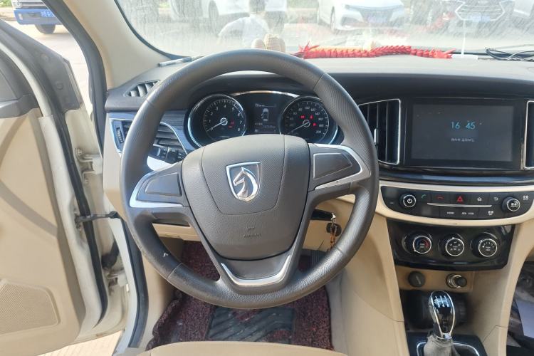 Used Baojun 730 2016 1.5L Manual Comfort Version 7 Seats China V Emission Standard
