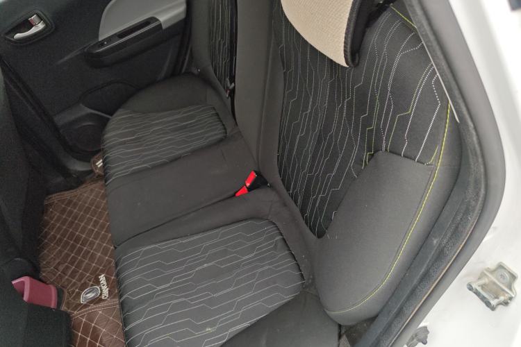 Used CHANGAN OSHAN Benni E-Star 2021 National Edition Xinyi Version (Fast-Charging Edition) Lithium Iron Phosphate (31.95 kWh) Left Rear Seat