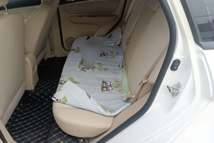 Used BAIC Senova D20 2015 Hatchback 1.5L Automatic Joyful Edition
